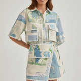Zwei-teiliges Damen-Set mit Patchwork-Oberteil und verstellbaren Shorts