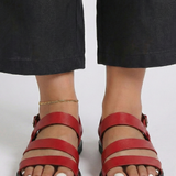 Moderne Flache Sandalen mit Fersenriemen