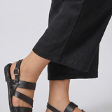 Moderne Flache Sandalen mit Fersenriemen