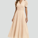 V-Ausschnitt Midi-Kleid mit kurzen Ärmeln