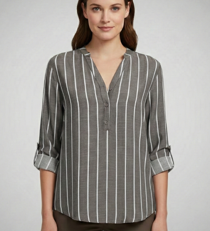 Damenbluse mit V-Ausschnitt und Streifenmuster