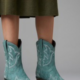 Damenstiefel mit bestickten Details für den ganzjährigen Gebrauch