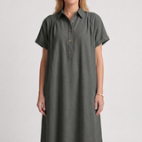 Damenkleid mit Knopfleiste und kurzen Ärmeln