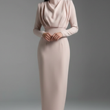 Damenkleid mit hohem Ausschnitt und langen Ärmeln