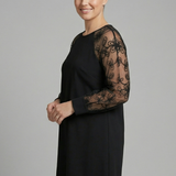 Damenkleid mit Rundhalsausschnitt und Spitzenärmeln