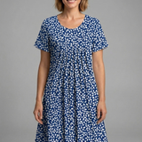 Damenkleid mit Rundhalsausschnitt und kurzen Ärmeln