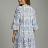 Damenkleid mit Rundhalsausschnitt und Dreiviertelärmeln
