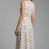 Damenkleid mit Rundhalsausschnitt und ärmellosem Schnitt