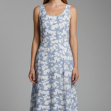 Damenkleid mit Rundhalsausschnitt und ärmellosem Schnitt