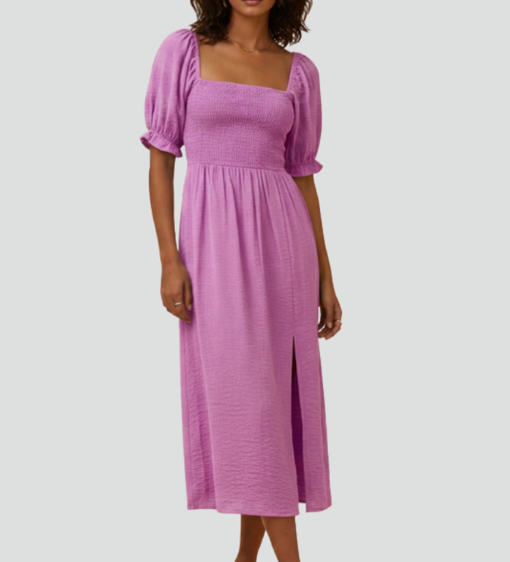 Damenkleid mit gerafftem Oberteil und seitlichem Schlitz