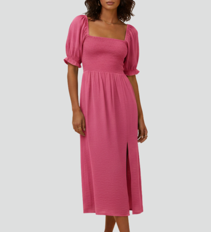 Damenkleid mit gerafftem Oberteil und seitlichem Schlitz