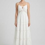 Damenkleid mit Spaghettiträgern und gestuftem Rock