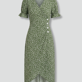 Damenkleid mit V-Ausschnitt und Knopfleiste