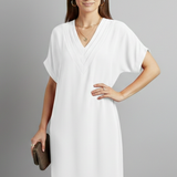 Damenkleid mit V-Ausschnitt und kurzen Ärmeln