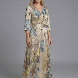 Damenkleid mit V-Ausschnitt und Dreiviertelärmeln