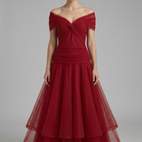 Damenkleid mit V-Ausschnitt und Drapiertem Oberteil