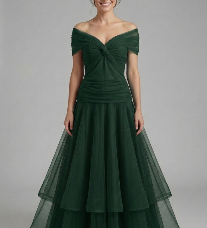 Damenkleid mit V-Ausschnitt und Drapiertem Oberteil