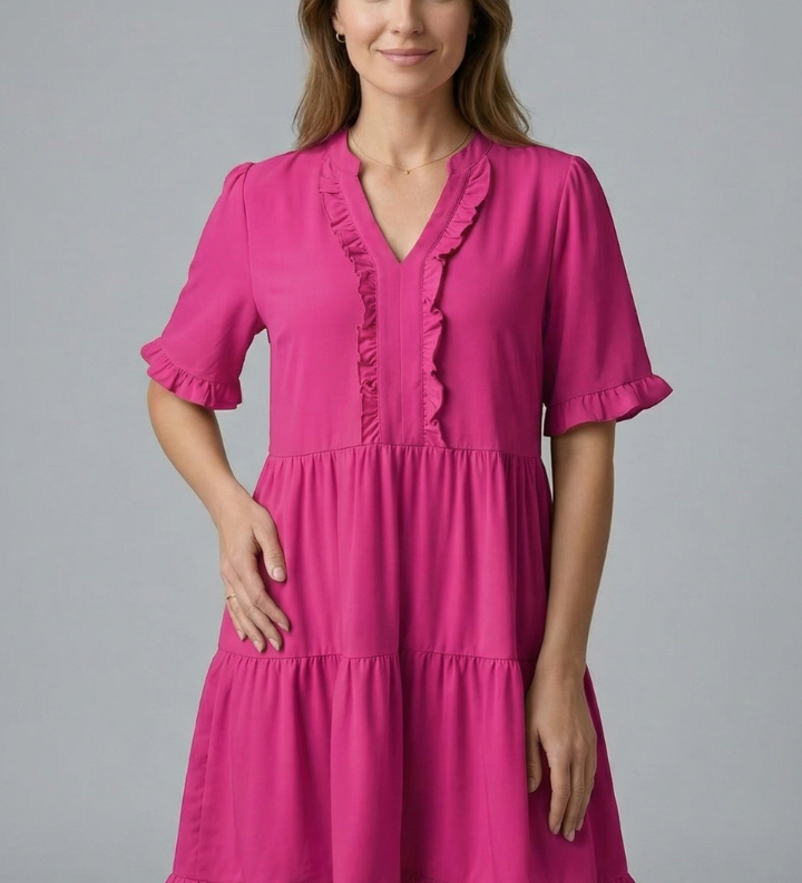 Damenkleid mit V-Ausschnitt und Rüschendetail