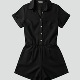 Damen-Jumpsuit mit Knopfleiste und kurzen Beinen