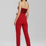 Damen-Jumpsuit mit einseitigem Ausschnitt und gebundenem Taillenband