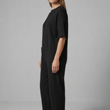 Damen-Jumpsuit mit Rundhalsausschnitt und weitem Hosenbein