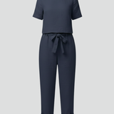 Damen-Jumpsuit mit Rundhalsausschnitt und seitlichen Taschen