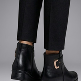 Damen Lederstiefel mit orthopädischer Sohle und strukturiertem Obermaterial