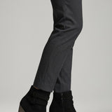 Damen Leder Cowboy Stiefel mit Schnallen-Detail und stabiler Ferse