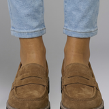 Damen Leder Slipper mit Profilsohle für den täglichen Gebrauch