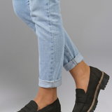 Damen Leder Slipper mit Profilsohle für den täglichen Gebrauch