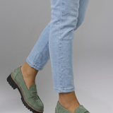 Damen Leder Slipper mit Profilsohle für den täglichen Gebrauch