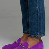 Damen Leder Slipper mit Metall-Detail für den ganzjährigen Gebrauch