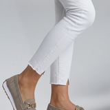 Damen Leder Slipper mit Metall-Detail für den Alltag