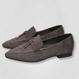 Damen Leder Slipper mit Slip-On Design für den Alltag