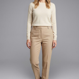 Damen Leder Slipper mit Slip-On Design für den Alltag
