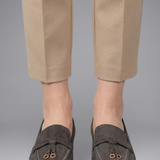 Damen Leder Slipper mit Slip-On Design für den Alltag