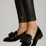 Damen Leder Slipper mit Slip-On Design und flexibler Sohle