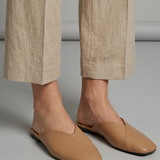 Damen Leder Sandalen mit Quadratzehen und Slip-On