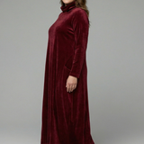 Maxikleid für Frauen mit hohem Kragen und langen Ärmeln