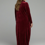 Maxikleid für Frauen mit hohem Kragen und langen Ärmeln