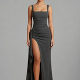 Maxikleid für Damen mit offenem Rücken und Slip-Design