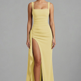 Maxikleid für Damen mit offenem Rücken und Slip-Design