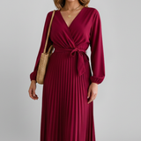 Maxikleid für Frauen mit plissiertem Rock und Ärmeln