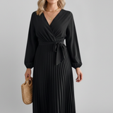 Maxikleid für Frauen mit plissiertem Rock und Ärmeln