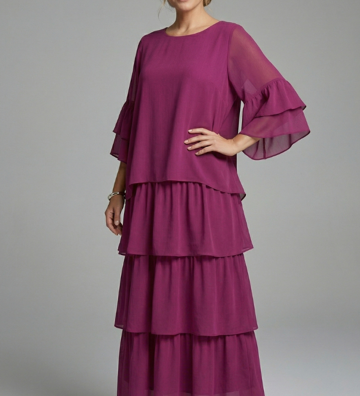 Maxikleid für Damen mit Rundhalsausschnitt und gestuftem Rock