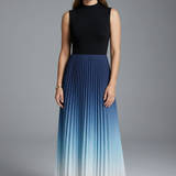 Maxikleid für Damen mit ärmellosem Design und gefaltetem Rock
