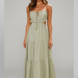 Maxikleid für Damen mit geradem Ausschnitt und gestuftem Rock