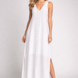 Maxikleid für Damen mit V-Ausschnitt und seitlichen Schlitzen