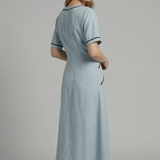 Maxikleid für Damen mit V-Ausschnitt und drapiertem Bund