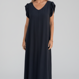 Maxikleid für Damen mit V-Ausschnitt und gemusterter Oberfläche